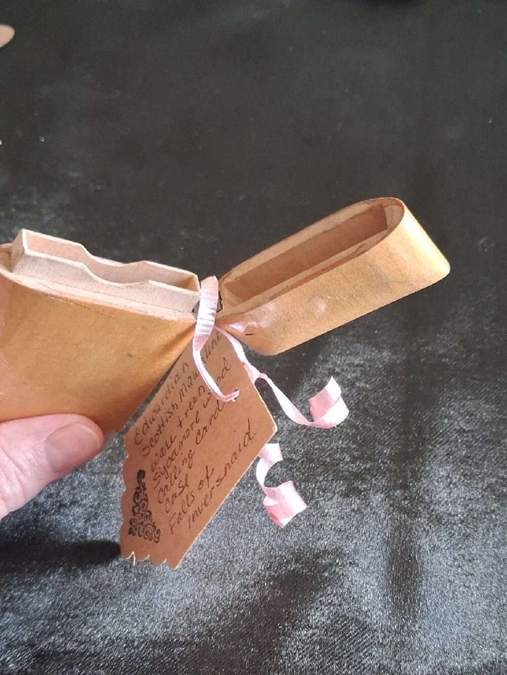Wooden Sycamore Calling Card Case in Light Brown